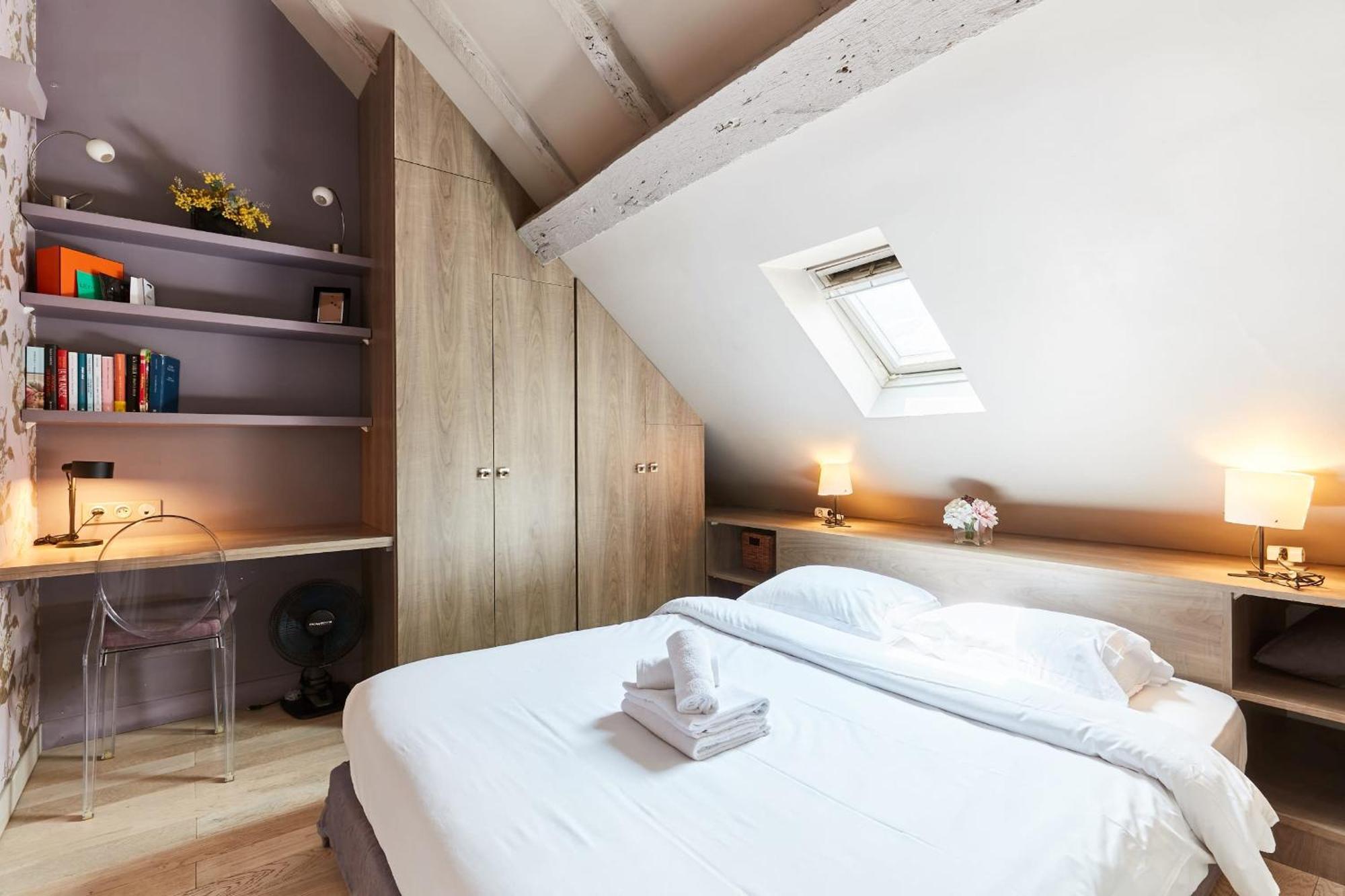 Place Des Vosges - 1Br With Balcony - Cityapartmentstay 巴黎 外观 照片