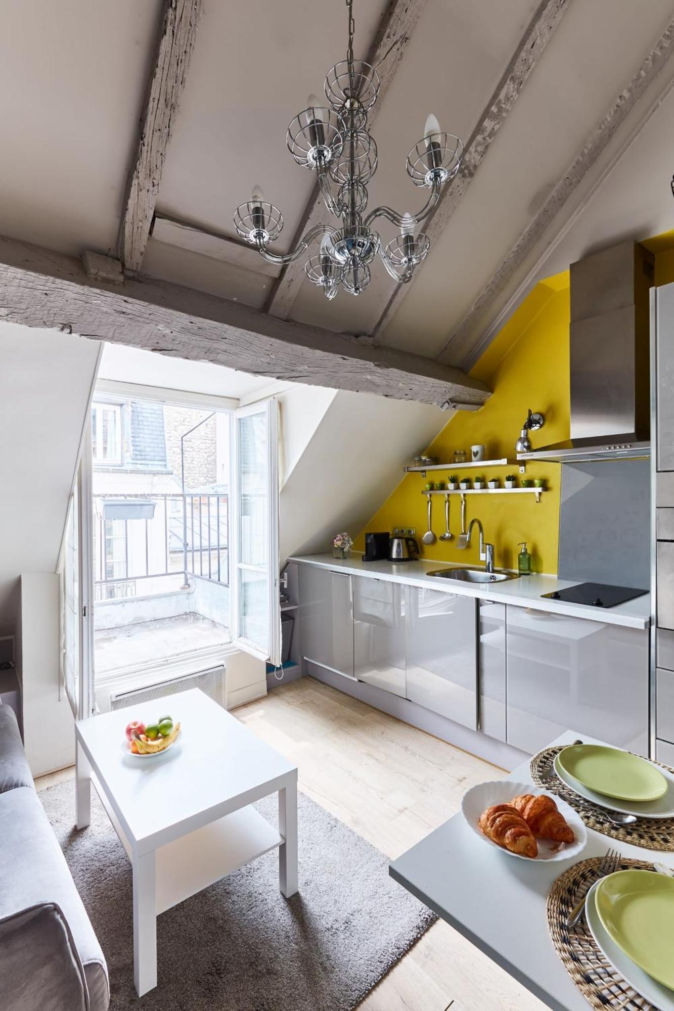 Place Des Vosges - 1Br With Balcony - Cityapartmentstay 巴黎 外观 照片