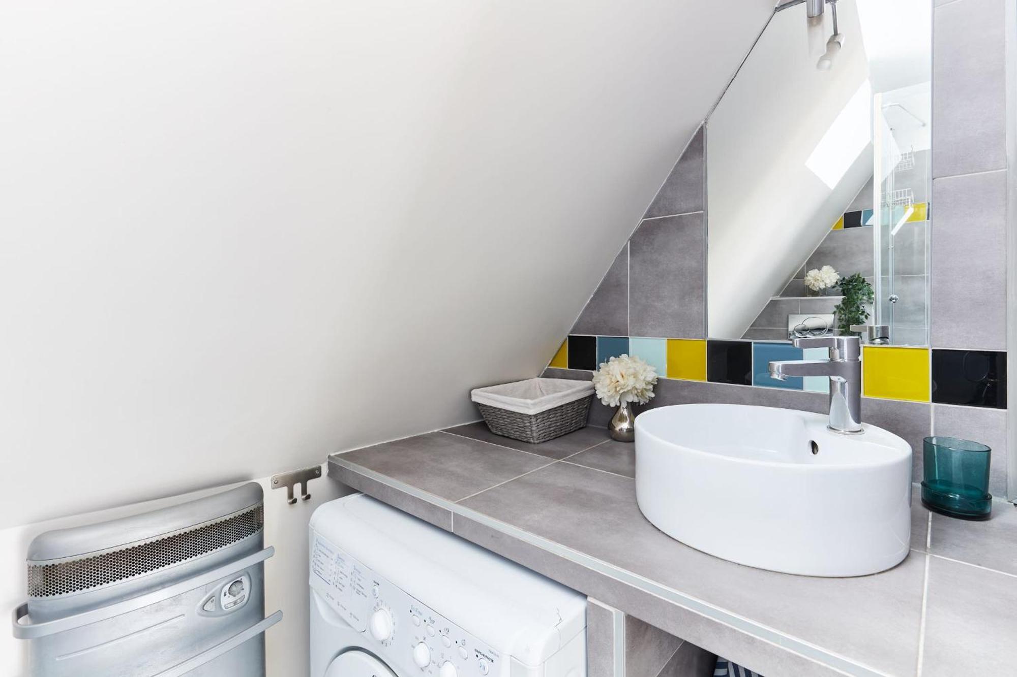 Place Des Vosges - 1Br With Balcony - Cityapartmentstay 巴黎 外观 照片